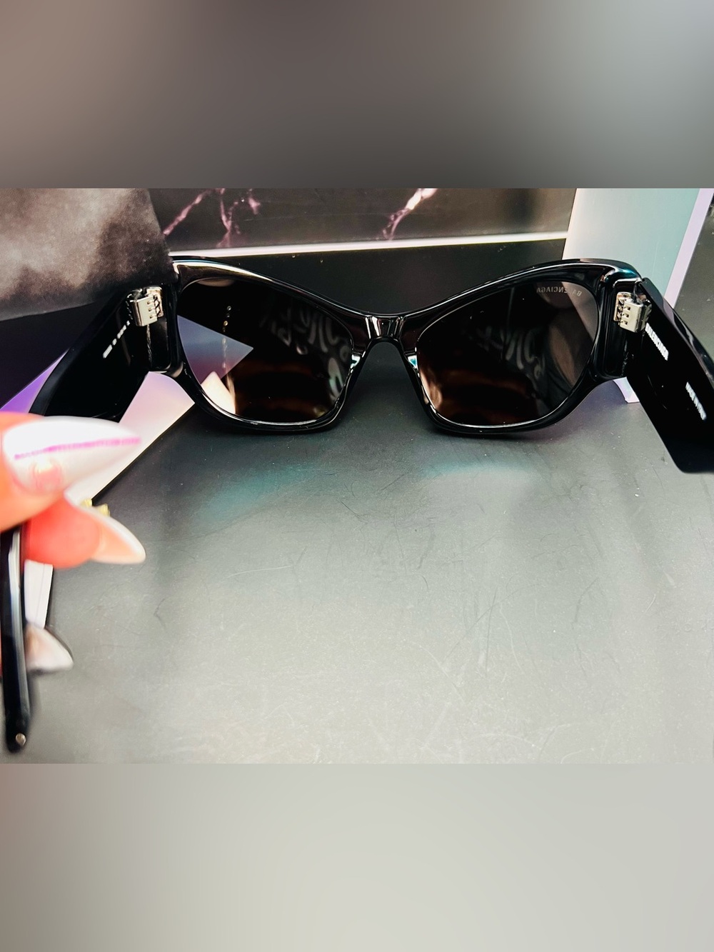 Balenciaga BB0259S glossy 🕶️black acetate oversized cat-eye sunglasses.Brand new - Picture 9 of 13